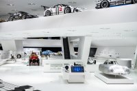 Fortlaufend wird die Ausstellung im Porsche Museum aktualisiert und interaktiver gestaltet - so nun der Prolog.