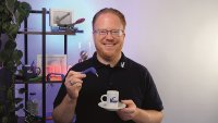 Technikmoderator Partrick Staark, auf Linkedin bereits bekannt als „der Rothaarige mit den Espresso-Videos“. Bild: KIPP